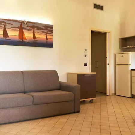 Oasi Del Mare Aparthotel Tirrenia